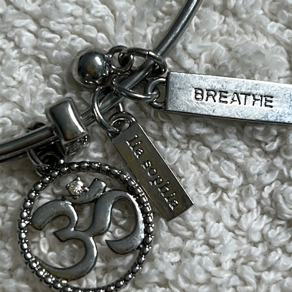 Lia Sophia adjustable silver bangle with charm - Picture 4 of 4